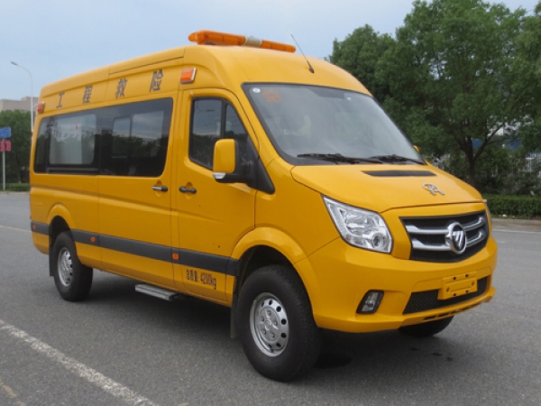 福田越野四驅(qū)圖雅諾救險(xiǎn)車(10-13座)